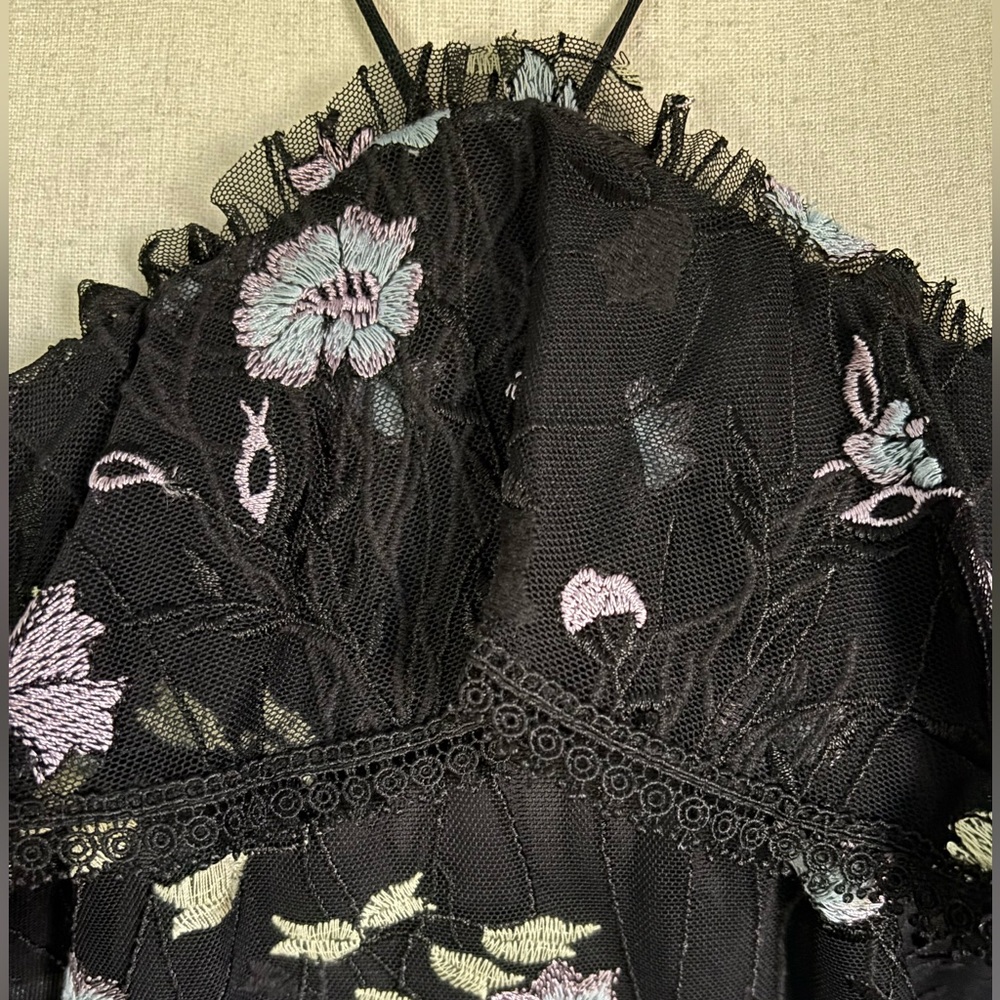 Monique Lhuillier Black Lace Embroidered Mesh Cold Shoulder Midi Dress Sz 14 - Picture 4 of 5